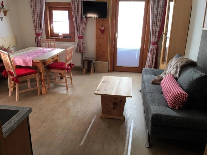 2 Bedrooms Apartment with balcony