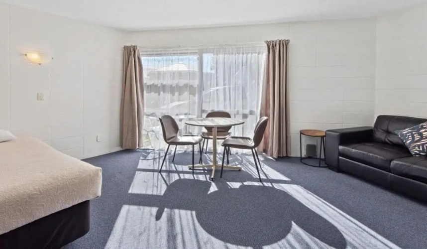 1 Bedroom Superior Apartment