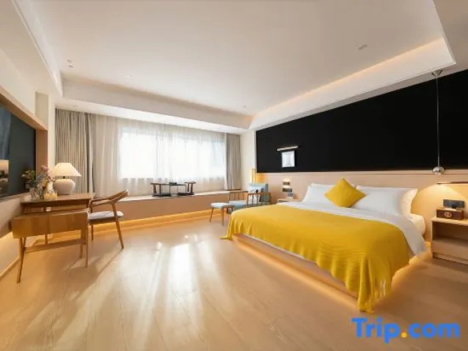 Standard Double room with garden view