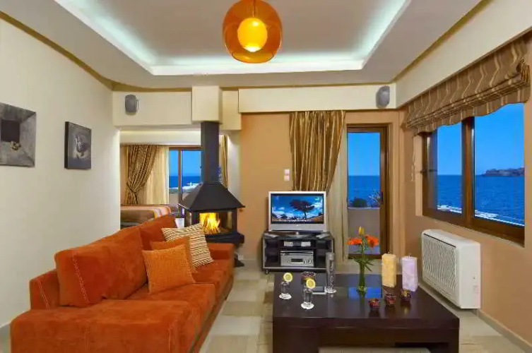 Cavo Seaside Suites