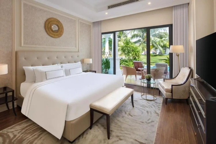 2 Bedrooms Villa with garden view