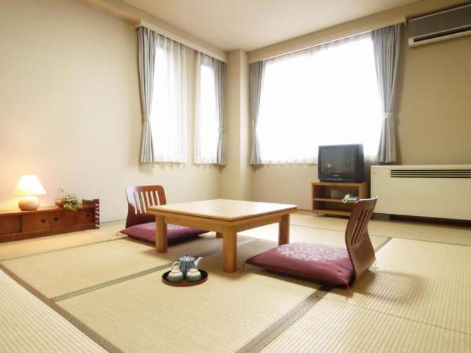 Economy Twin room