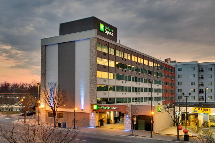 Holiday Inn Express Washington DC N–Silver Spring
