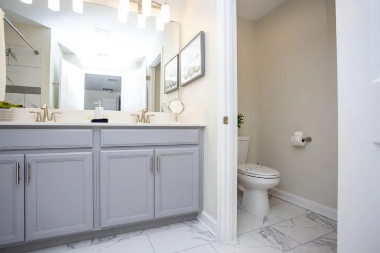 Marvelous 4 Bd w Pool Close to Disney 218