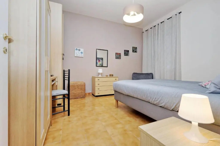 Aldos Place