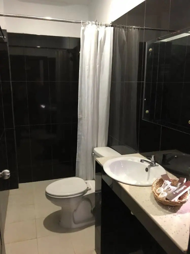 Seven Rooms Villa