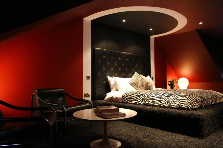1 Bedroom Suite