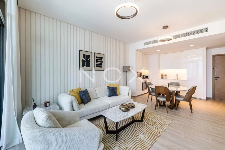 Modern 1BR 15th Floor Palace Residence