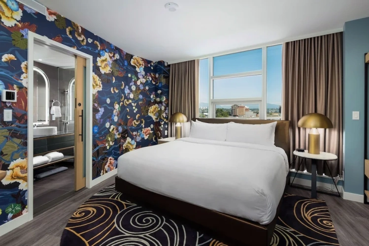 Deluxe Double Suite
