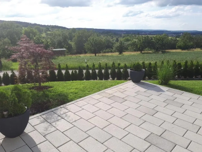 2 Bedrooms Apartment with view