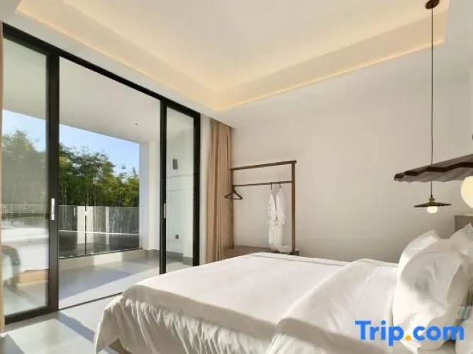 2 Bedrooms Suite with view