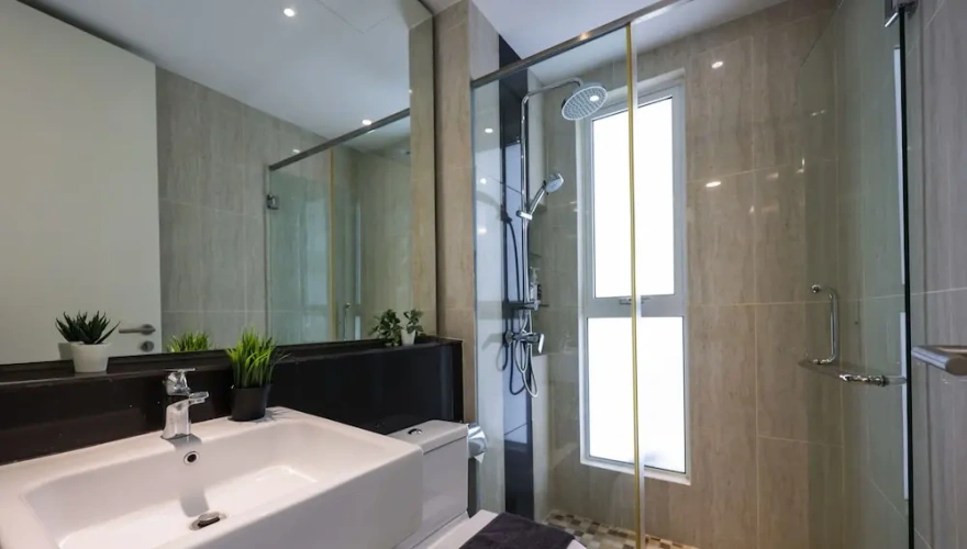 3 Bedrooms Premium Suite with city view