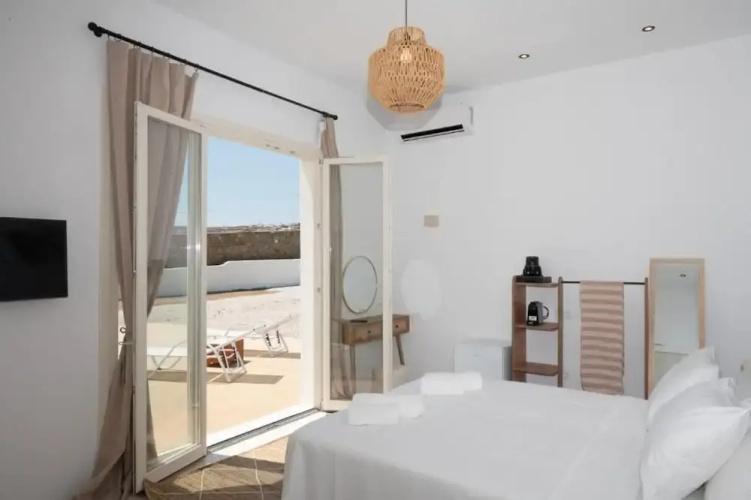 Adyton Lux Suite Mykonos Private Pool Experience