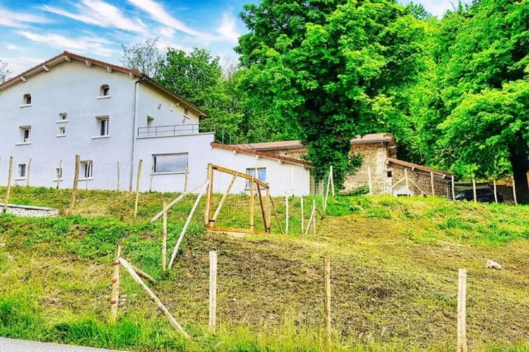 3 Bedrooms Villa