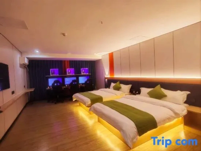 Bed in Dorm