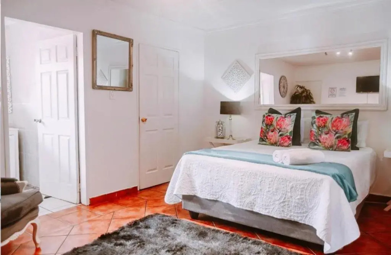 CH Airport Accommodation Room 2