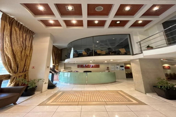 Golden City Hotel