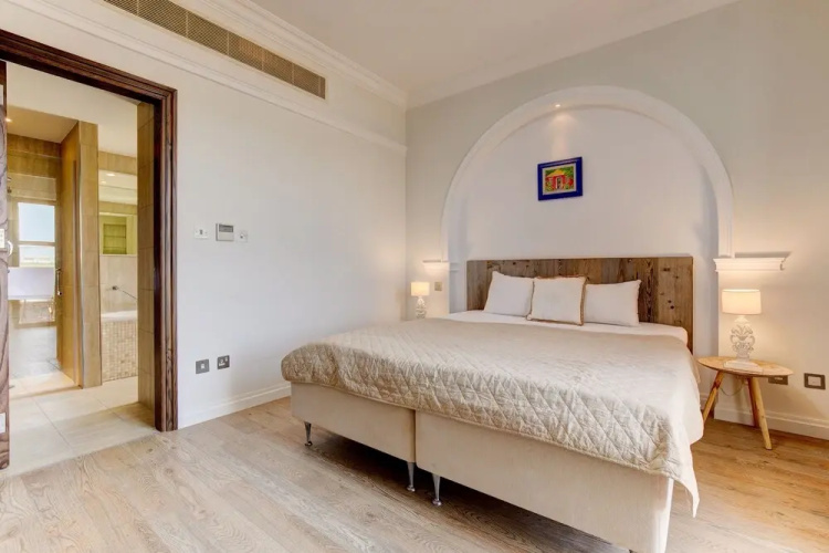 Modern apartment Zygi Aphrodite Hills