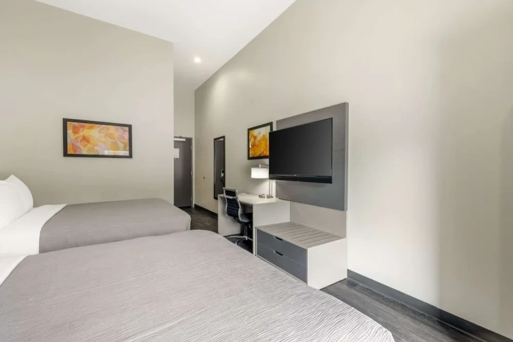 Standard Quadruple room