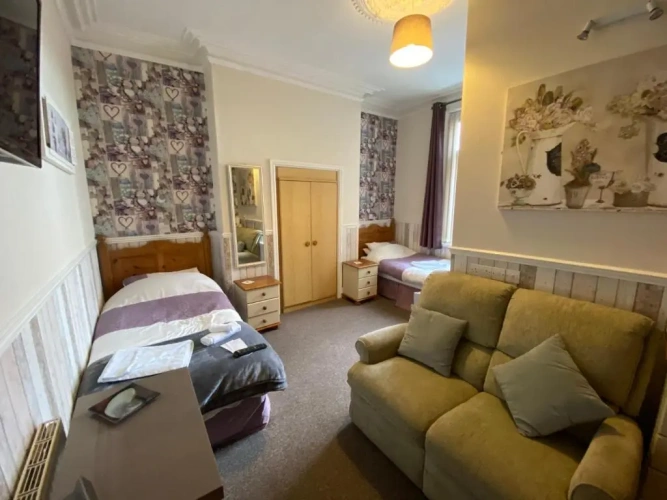 Standard Twin room