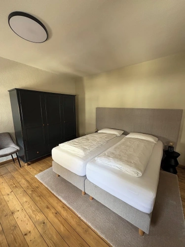 Deluxe Quadruple room with city view