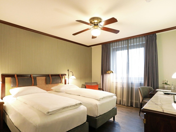 Superior Twin room