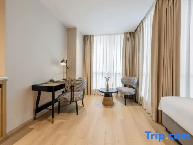 Business Family Suite