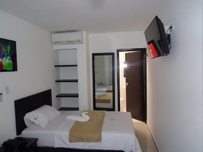La Pera Hotel