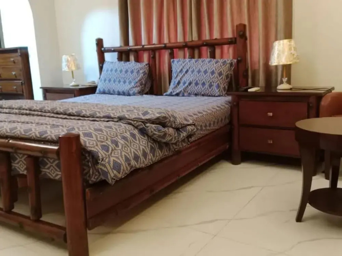 Varano Guest House