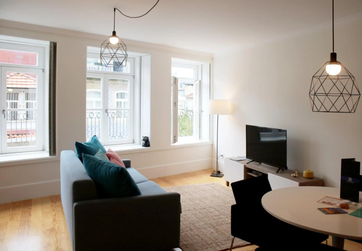 HM - Carlos Alberto Apartment 3