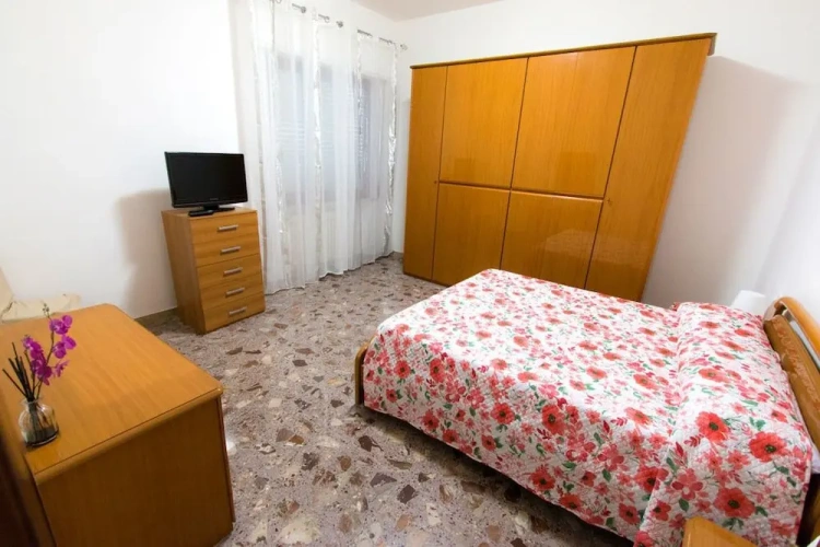 3 Bedrooms Family Cottage