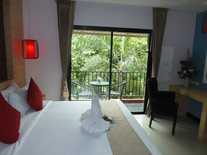 Deluxe room with balcony