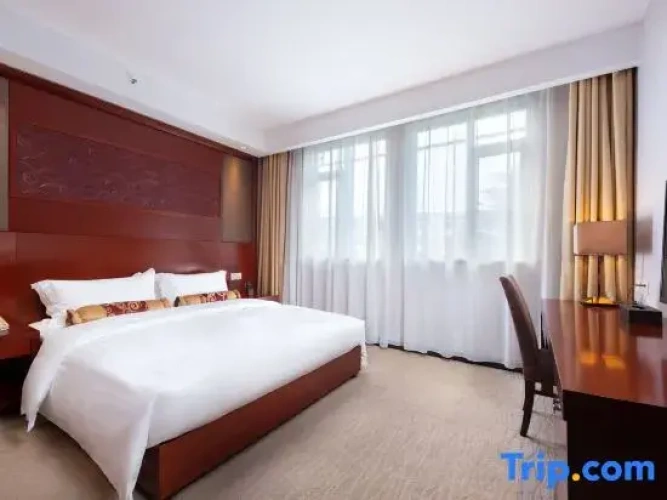2 Bedrooms Double Suite