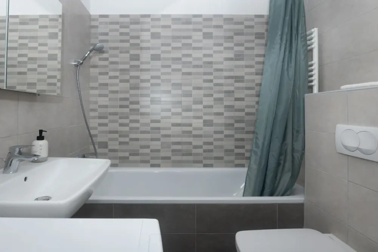 2 Bedrooms Deluxe Quadruple Apartment