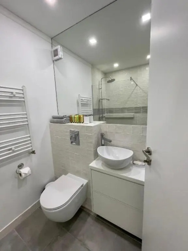 Cozy 1 Bedroom Apartment