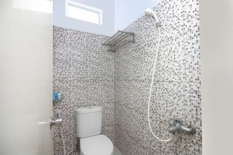 3808 Fif-fa Hotel Kauman