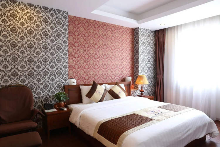First Eden Hotel