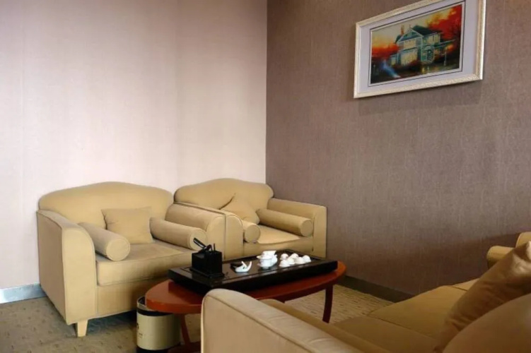 Lide International Hotel