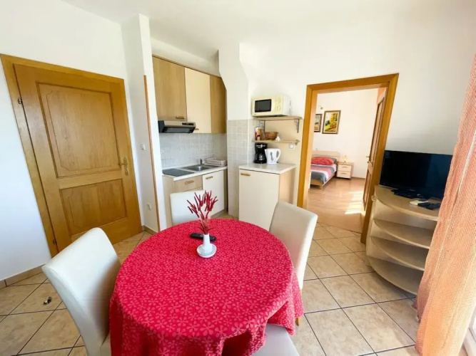 Apartman Kira 1