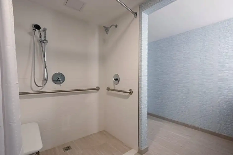 1 Bedroom Quadruple Suite