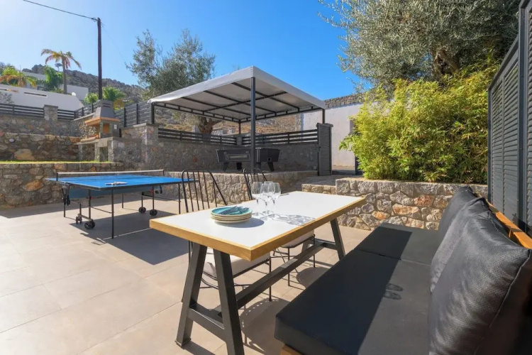 Villa Lambis Athena