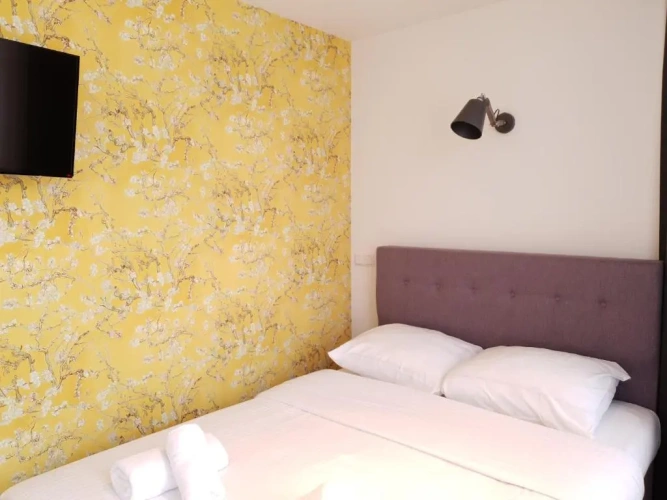 Economy Quadruple room