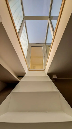 JOIVY Sophisticated 2 Br Loft For 4