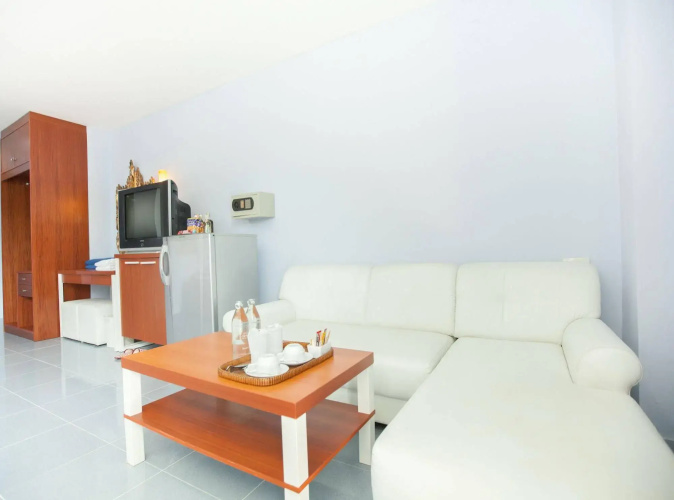 Chalong Beach Hotel Phuket