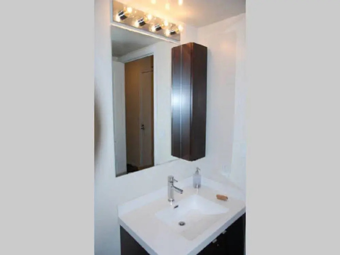 Pinnacle Suites - Luxurious Downtown Suite