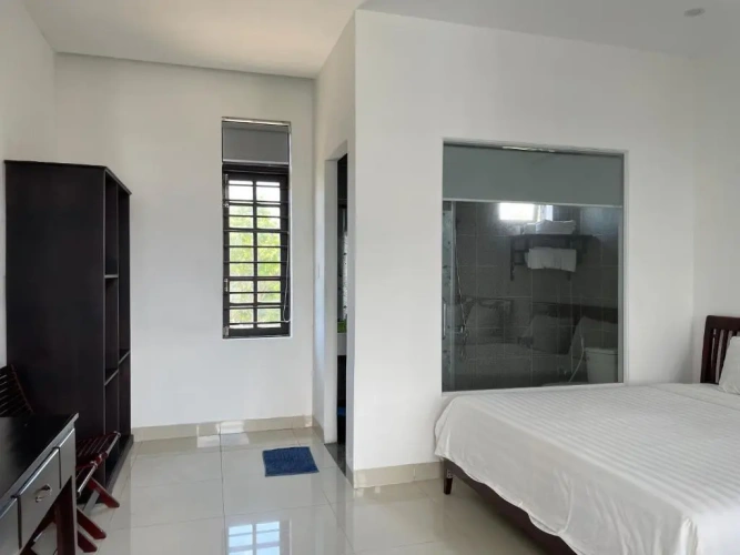 Standard Triple room with pool view