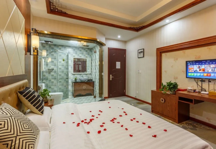 Wuzhen Hundred paces Boutique Hotel