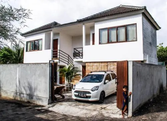 Balangan Suites