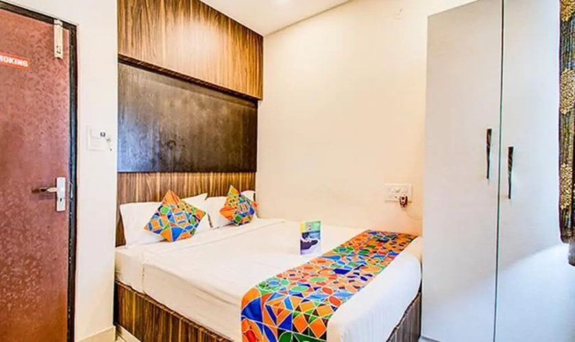 Fabhotel Crown Residency
