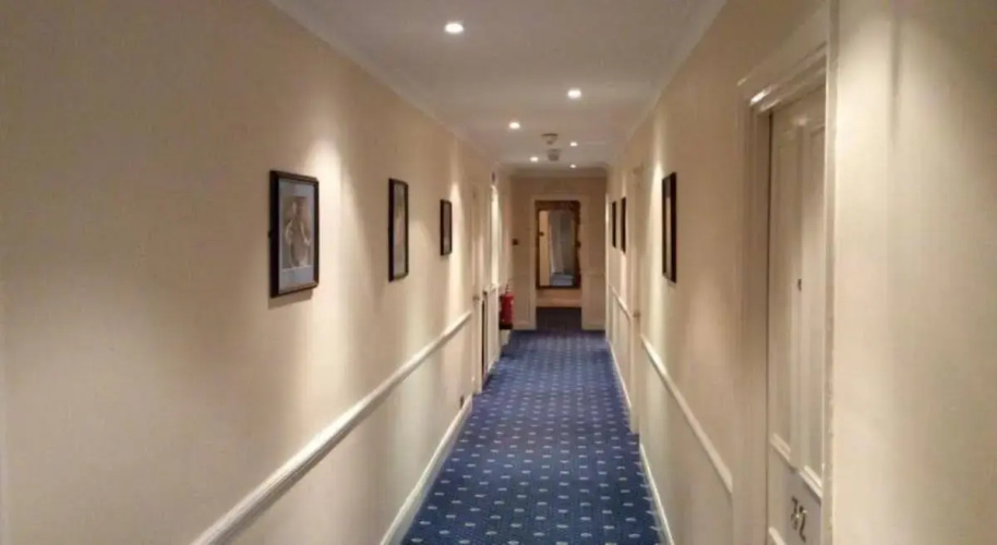Chase Hotel